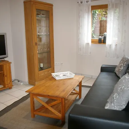 Apartment Ferienwohnung Am Erlenhof